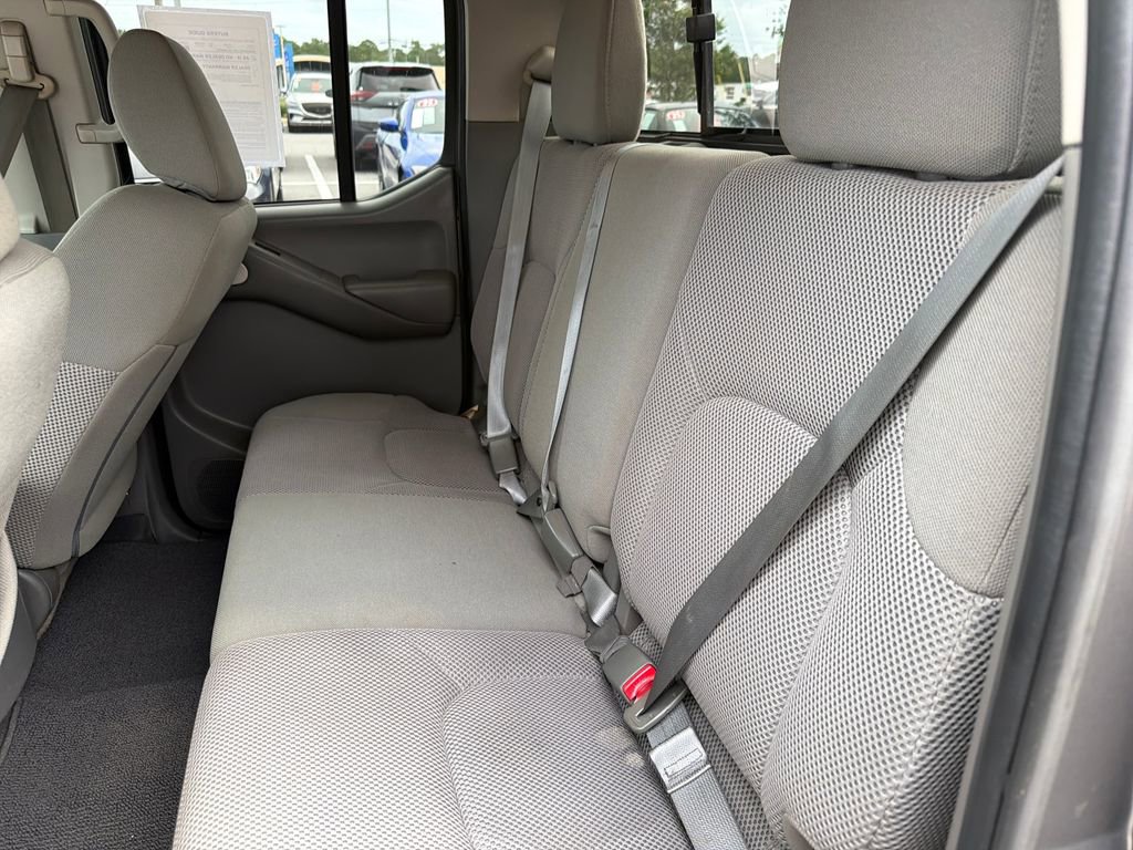 Used 2019 Nissan Frontier SV RWD image 24
