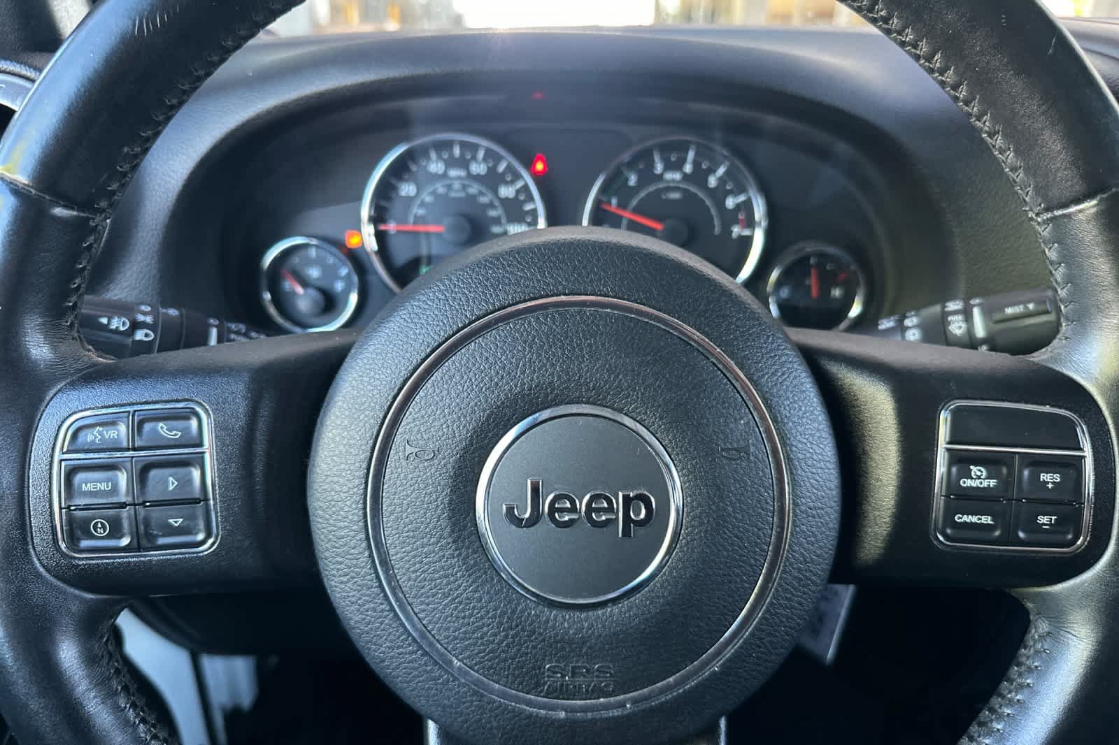 Used 2016 Jeep Wrangler Sport w/ Connectivity Group AWD/4WD image 23