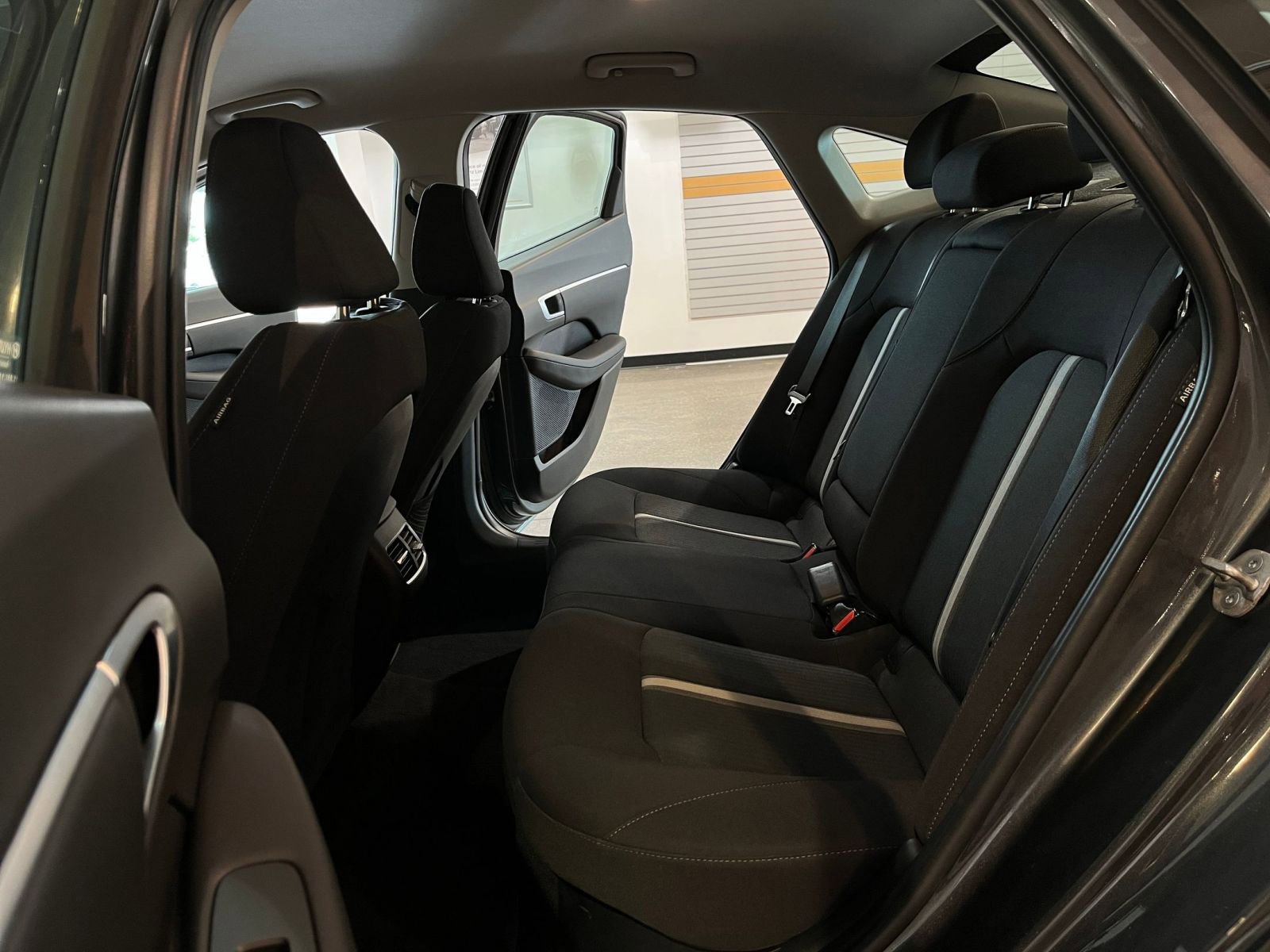 Used 2025 Hyundai Sonata SEL FWD image 25