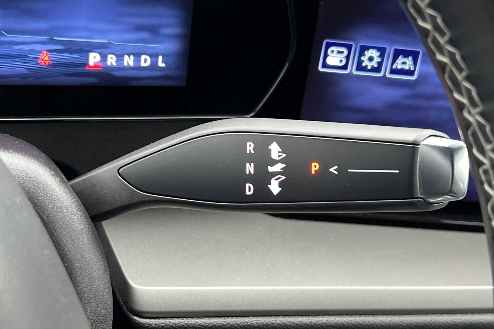 Used 2024 Chevrolet Traverse LT image 23