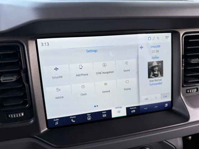 Used 2024 Ford Bronco Everglades image 34