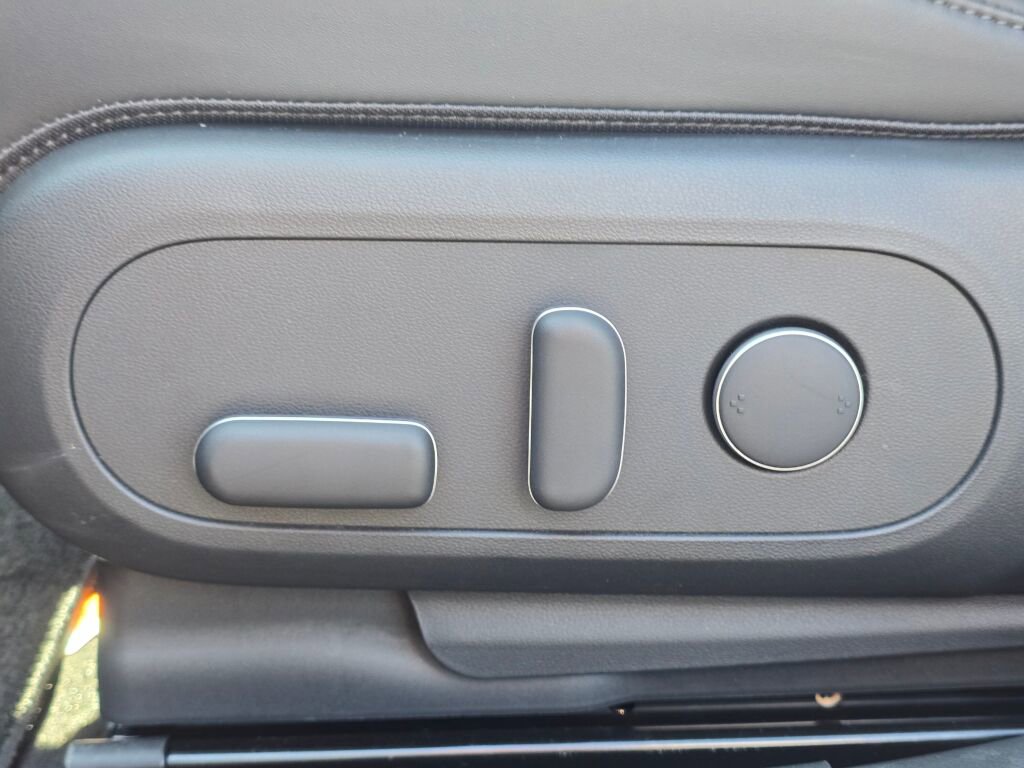 New 2025 Hyundai Ioniq 5 SEL image 28