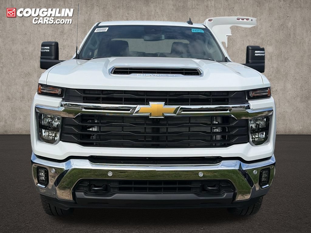 New 2026 Chevrolet Silverado 3500 LT w/ Safety Package AWD/4WD image 2