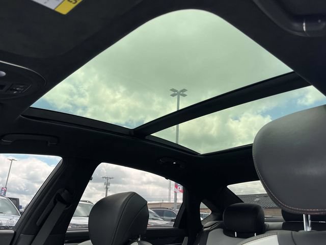 Used 2018 Genesis G80 3.3T Sport RWD image 14