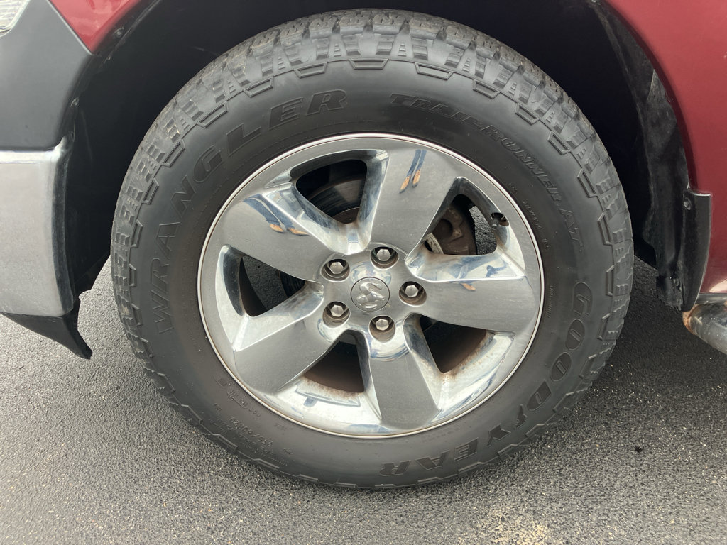 Used 2018 RAM 1500 Express image 17