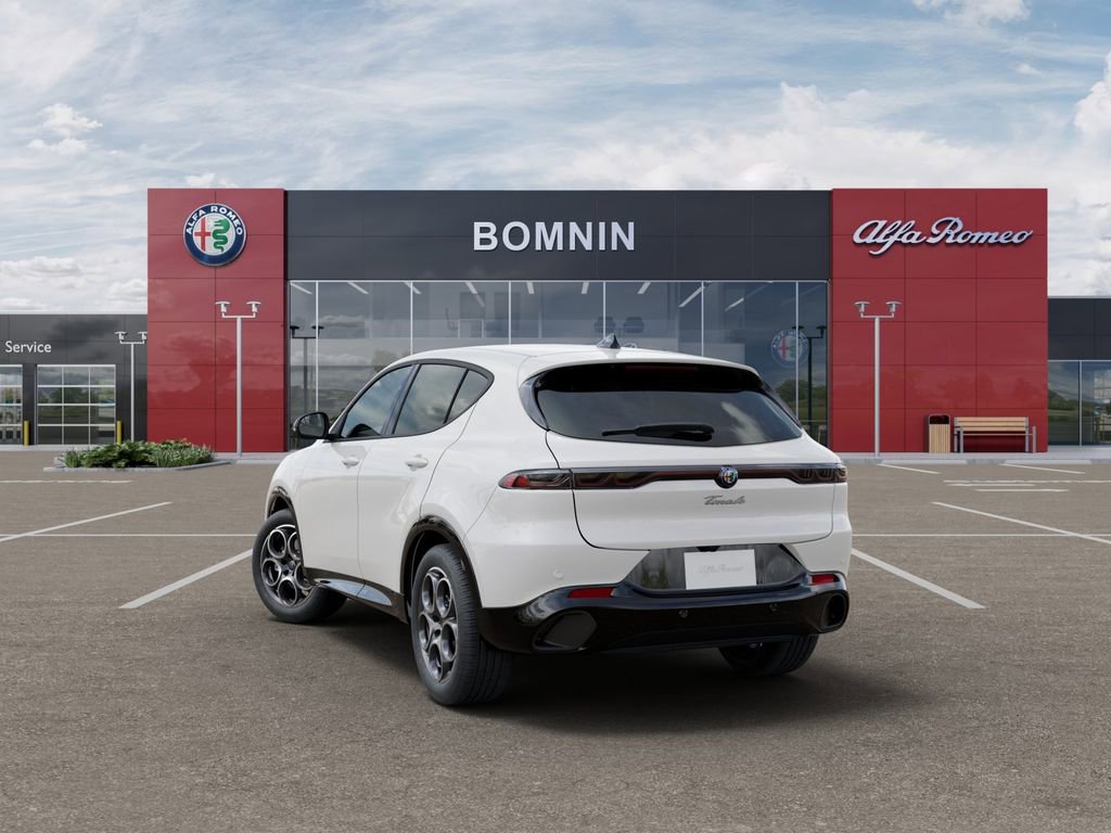 New 2026 Alfa Romeo Tonale image 3