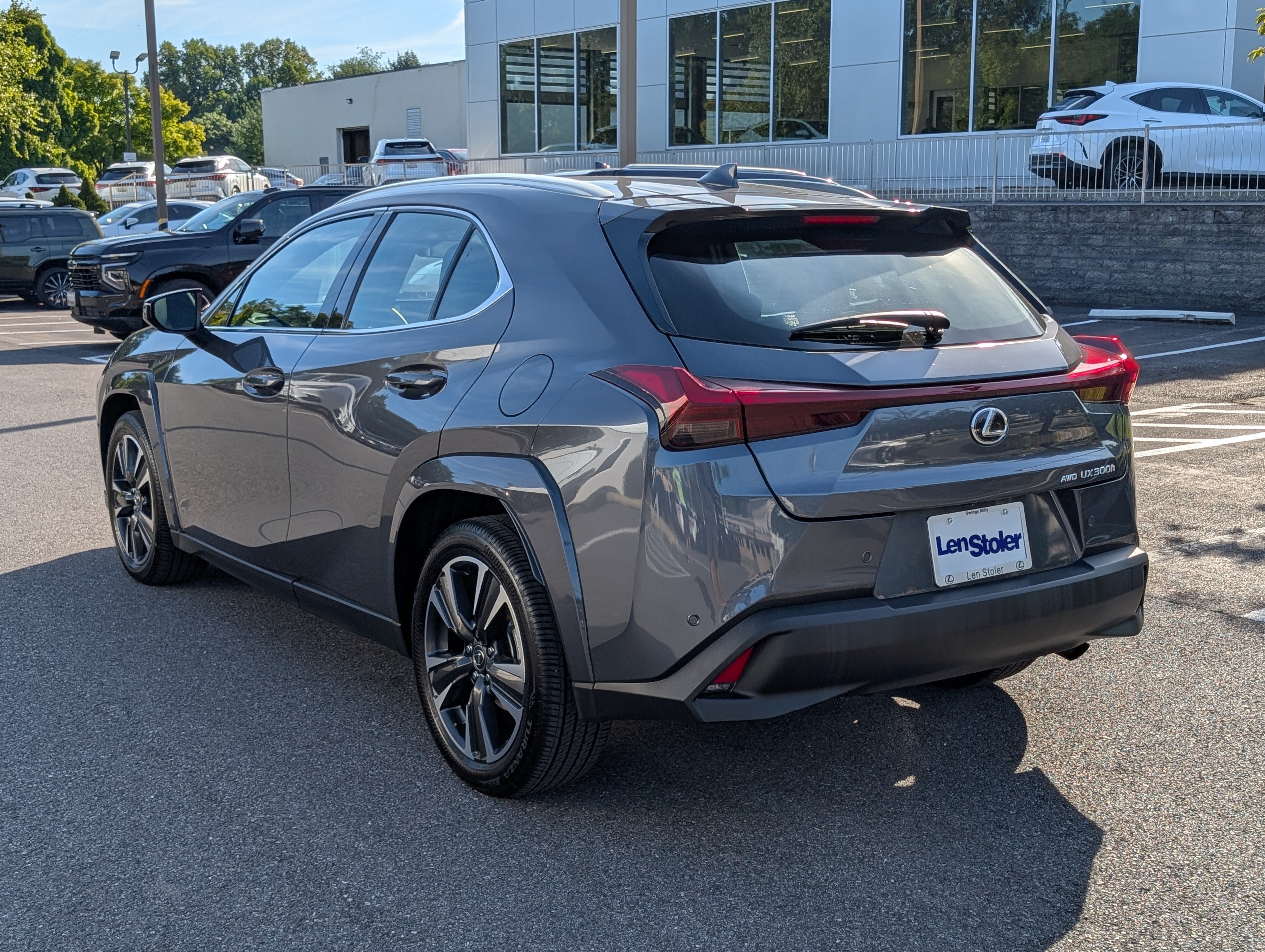 Certified 2025 Lexus UX 300h AWD w/ Accessory Package (Z1) image 5