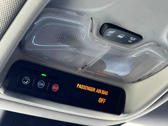 Used 2022 Chevrolet TrailBlazer LT FWD image 29