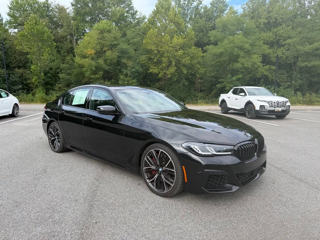 Used 2022 BMW M550i xDrive AWD/4WD image 1