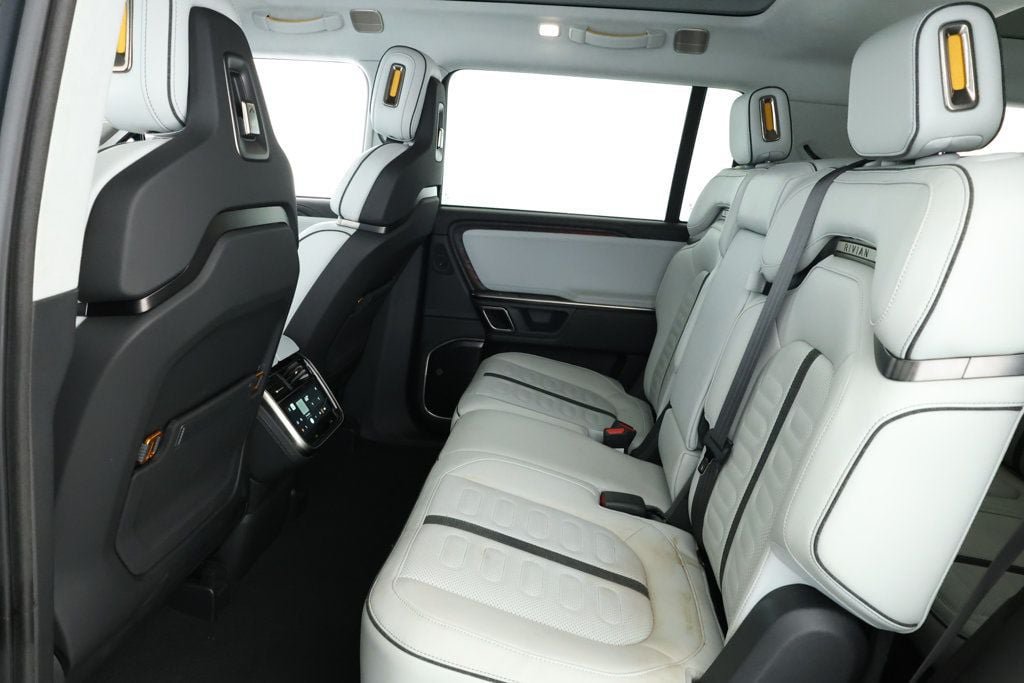 Used 2024 Rivian R1S Adventure AWD/4WD image 21