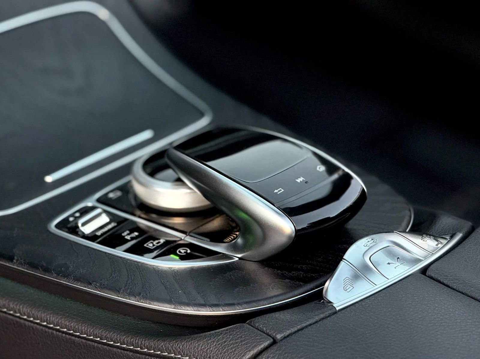 Used 2019 Mercedes-Benz E 450 Cabriolet image 20