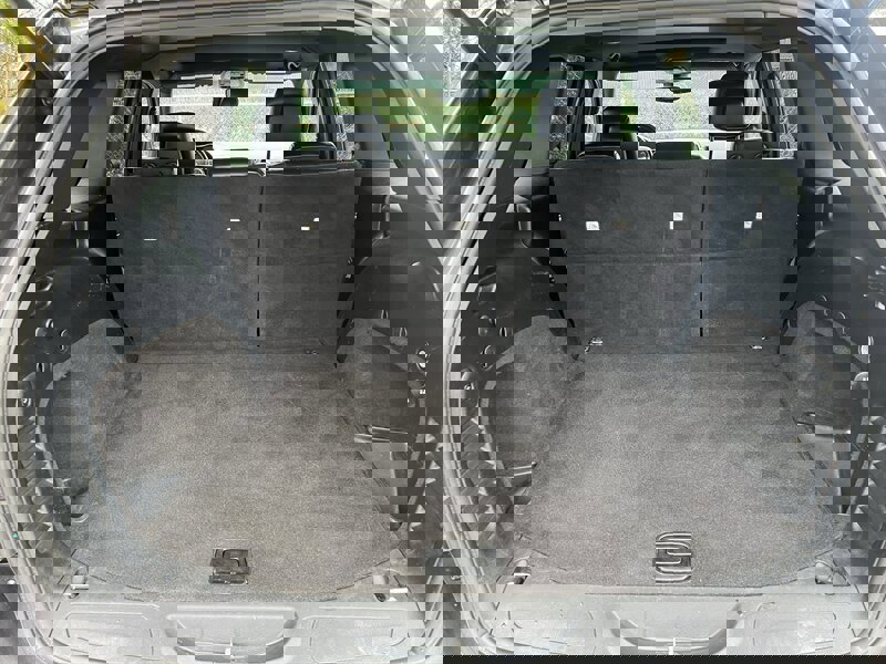 Used 2020 Jeep Grand Cherokee Limited image 11