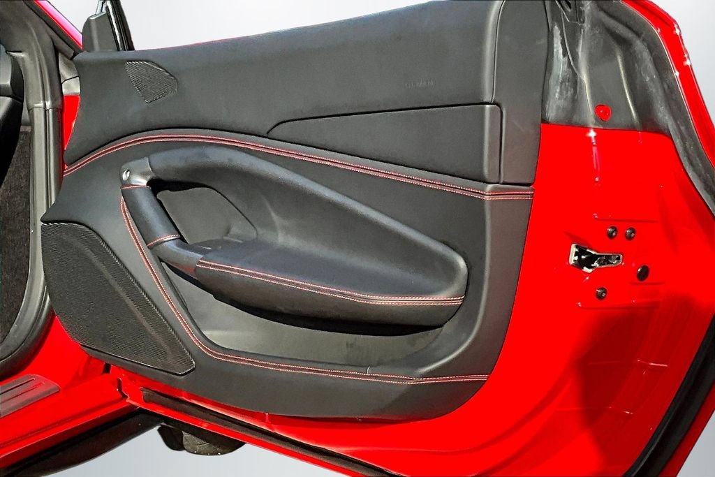 Used 2022 Ferrari F8 Tributo RWD image 22