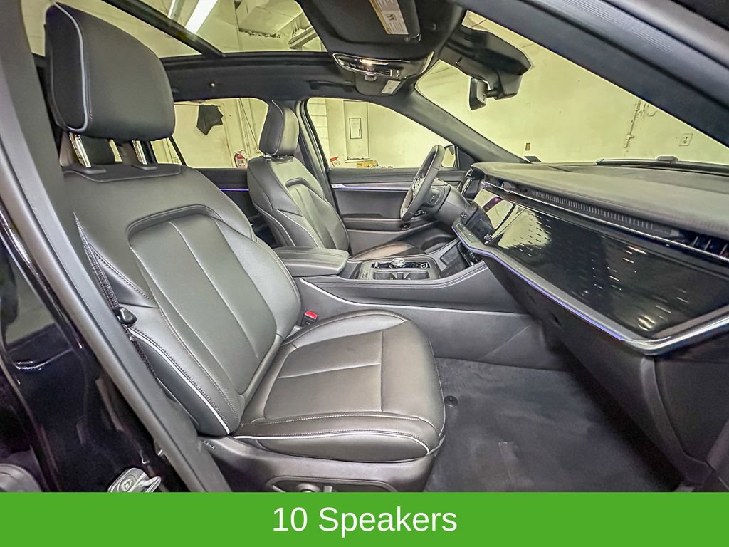 Used 2025 Jeep Wagoneer S Limited image 7