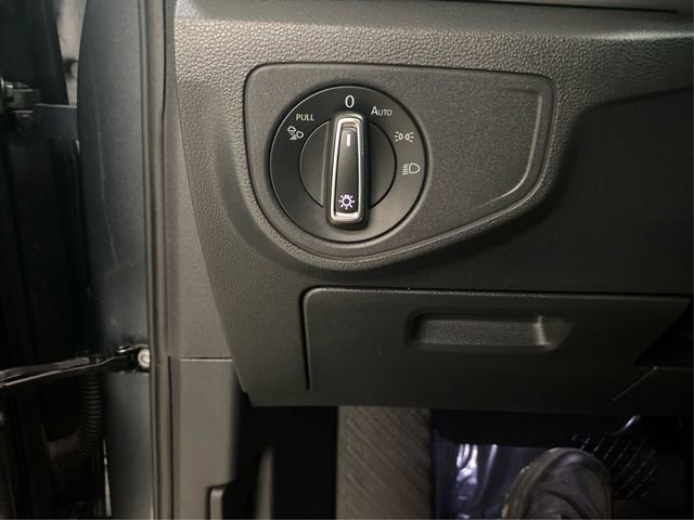 Used 2021 Volkswagen Atlas SE image 22