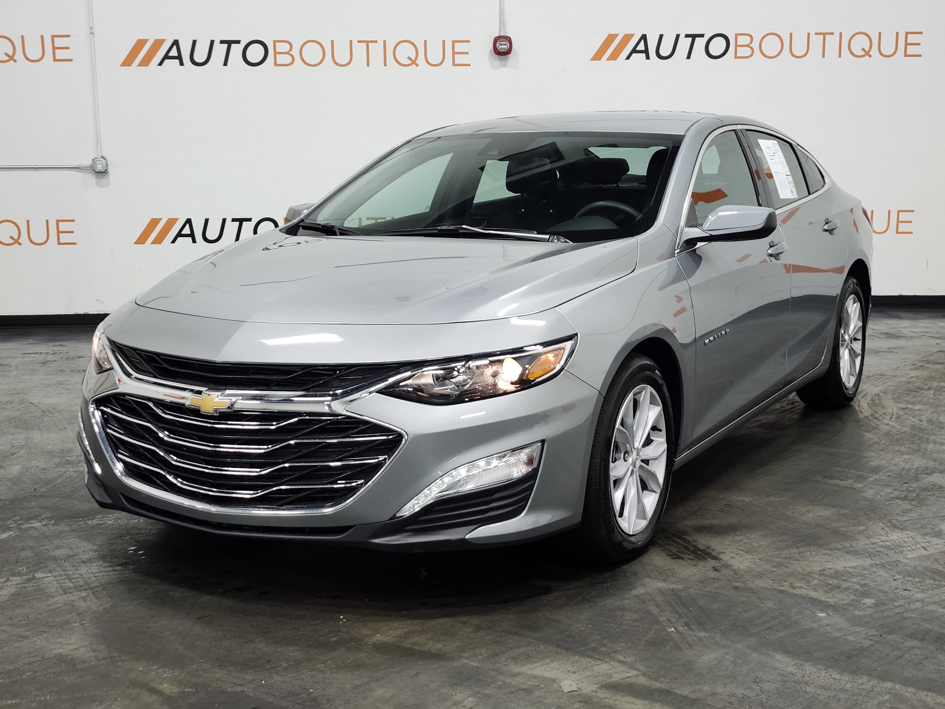 Used 2025 Chevrolet Malibu LT image 6