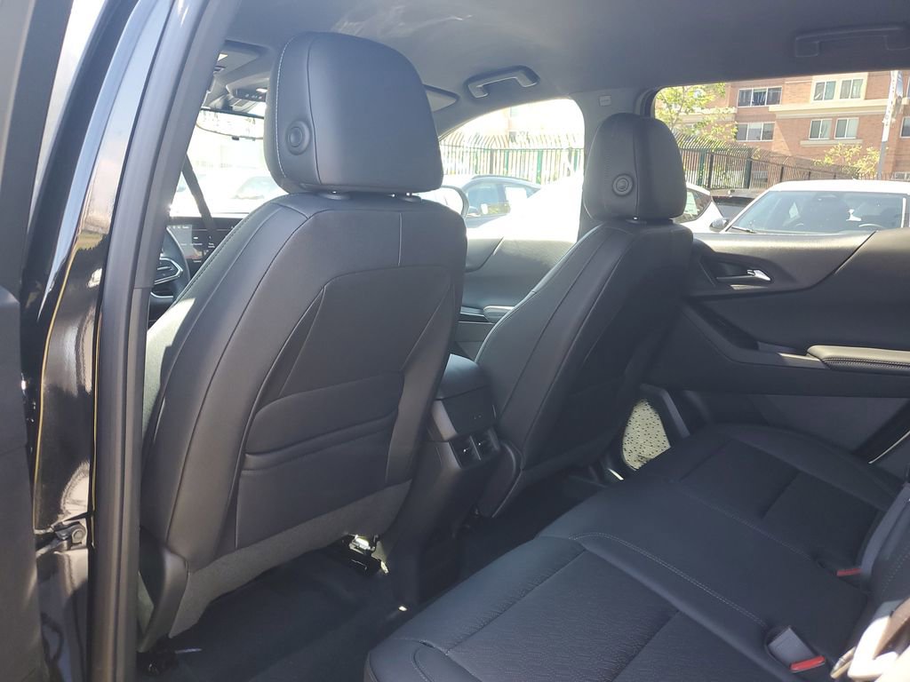 New 2026 Chevrolet Equinox LT image 15