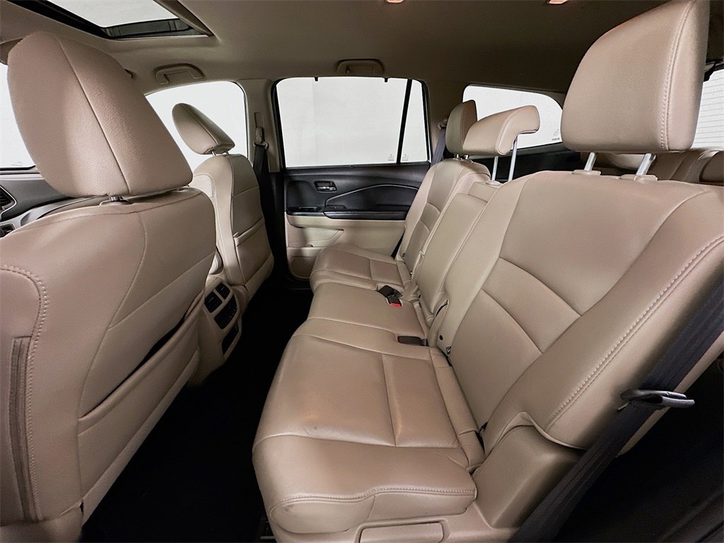 Used 2020 Honda Pilot EX-L image 4
