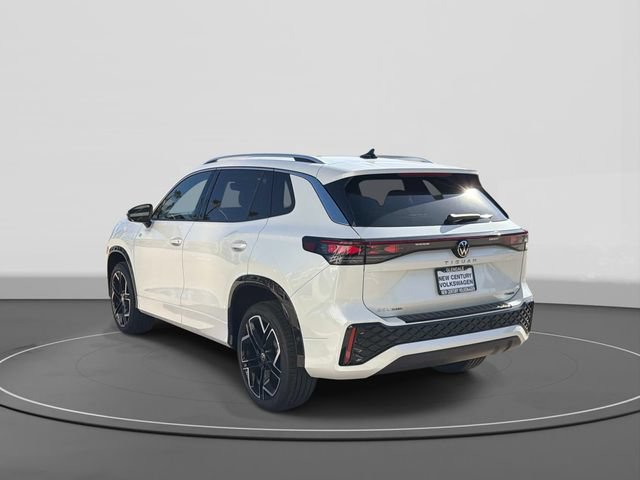 New 2026 Volkswagen Tiguan SEL R-Line AWD/4WD image 3