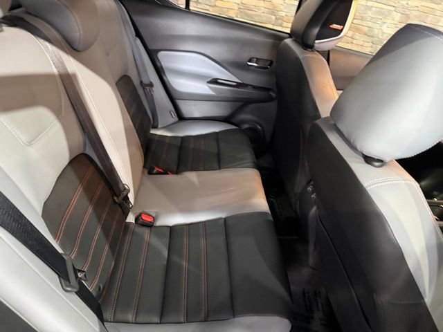 Used 2023 Nissan Kicks SR w/ SR Premium Package FWD image 32