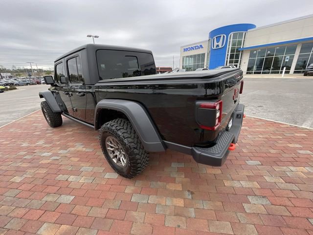 Used 2024 Jeep Gladiator Mojave w/ Technology Group AWD/4WD image 32