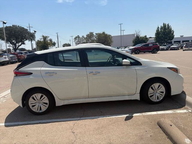 Certified 2025 Nissan Leaf S FWD image 4