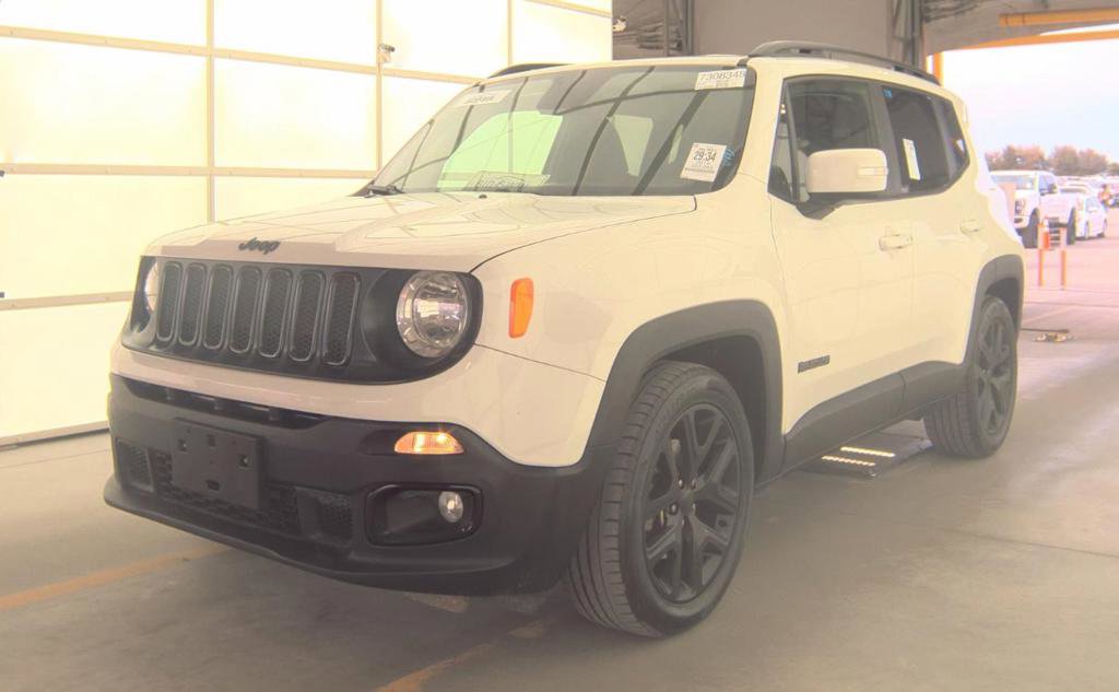 Used 2018 Jeep Renegade Altitude image 2