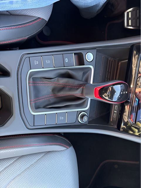 Used 2025 Volkswagen Jetta GLI Autobahn image 24