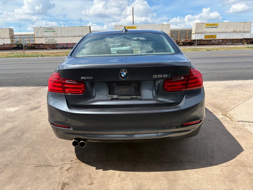 Used 2014 BMW 328i xDrive Sedan AWD/4WD image 19