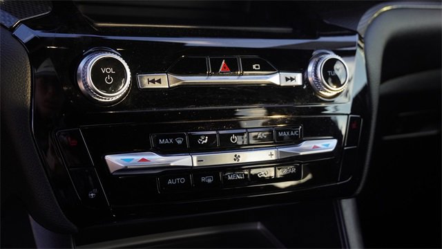 Used 2023 Ford Explorer ST-Line w/ Class IV Trailer Tow Package image 26