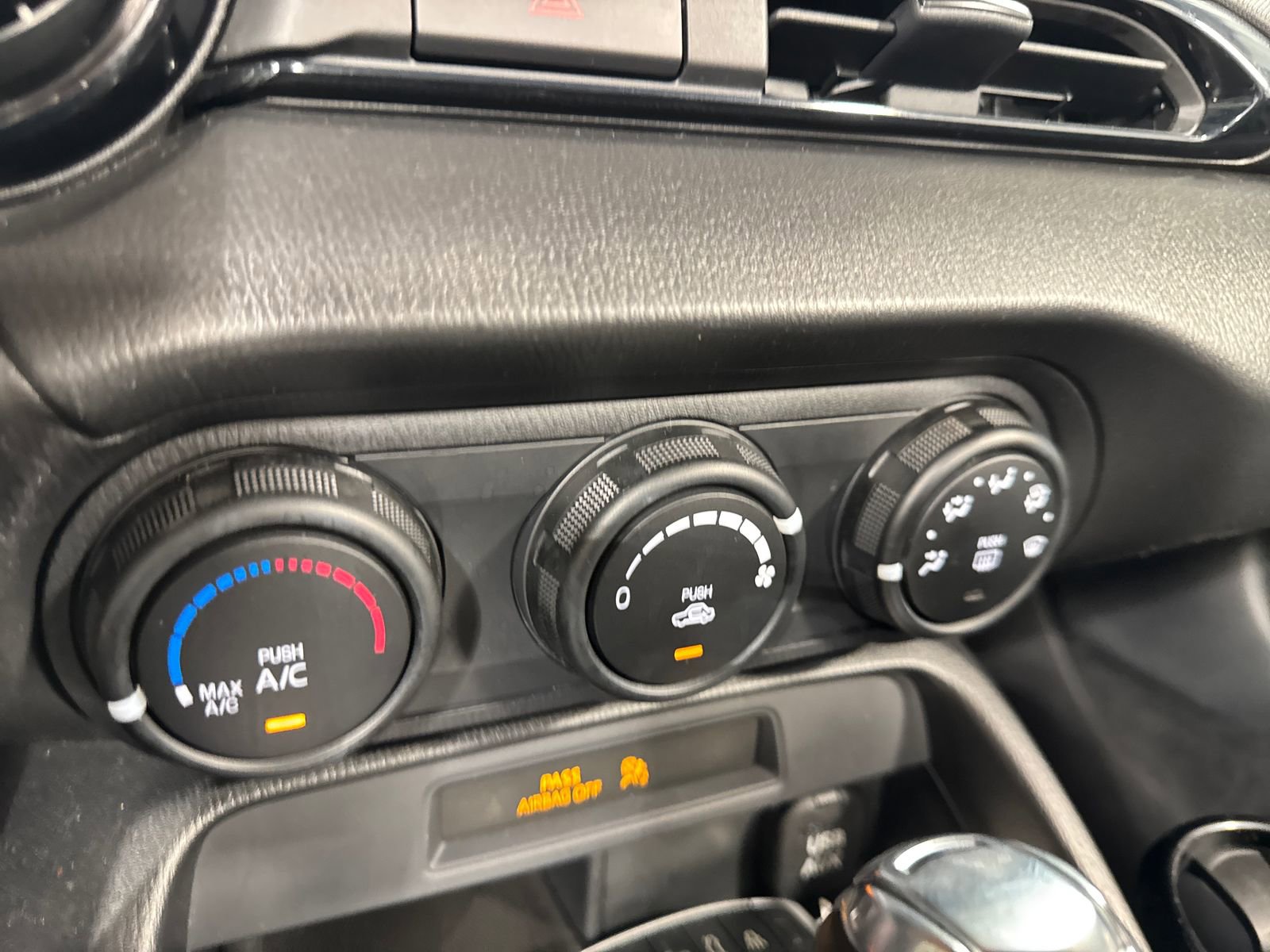 Used 2017 MAZDA MX-5 Miata Sport RWD image 20