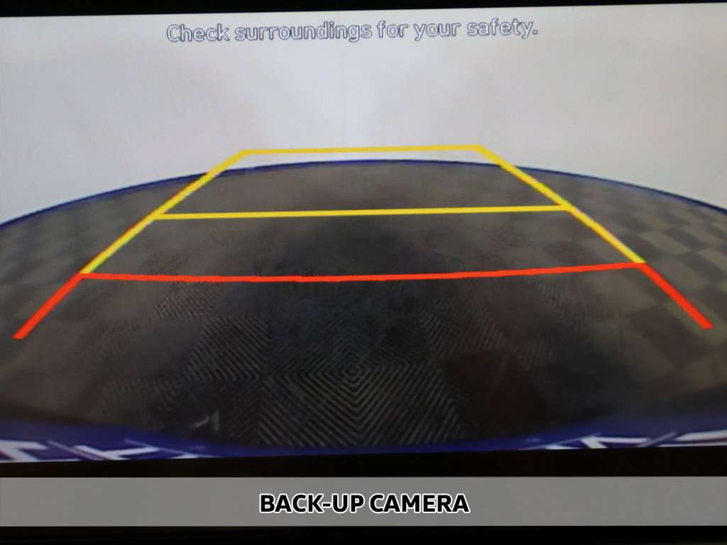 Used 2020 Hyundai Venue SEL FWD image 3