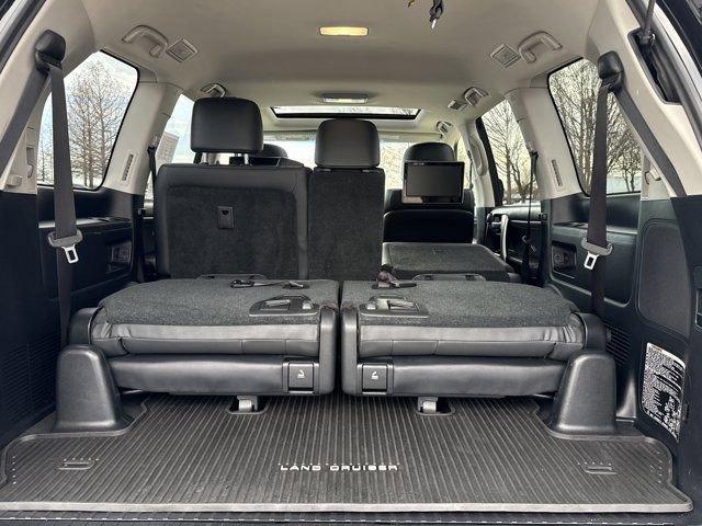 Used 2019 Toyota Land Cruiser AWD/4WD image 6