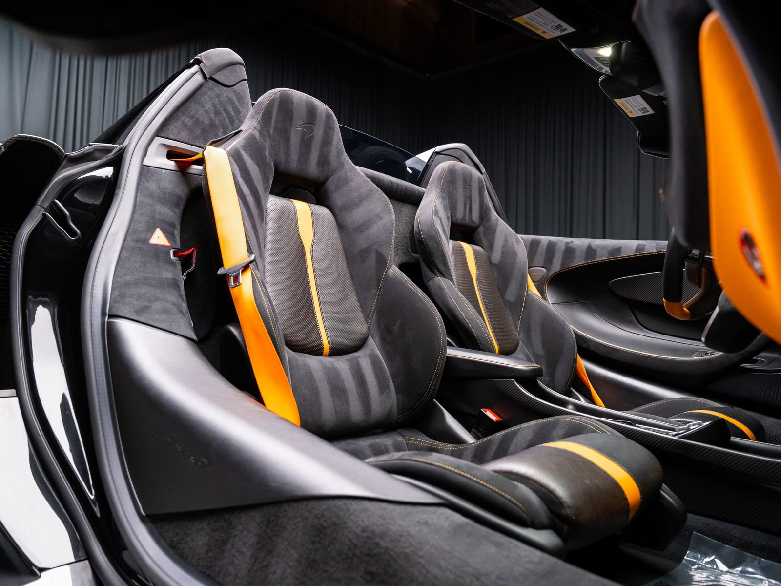 Used 2018 McLaren 570S Spider RWD image 69