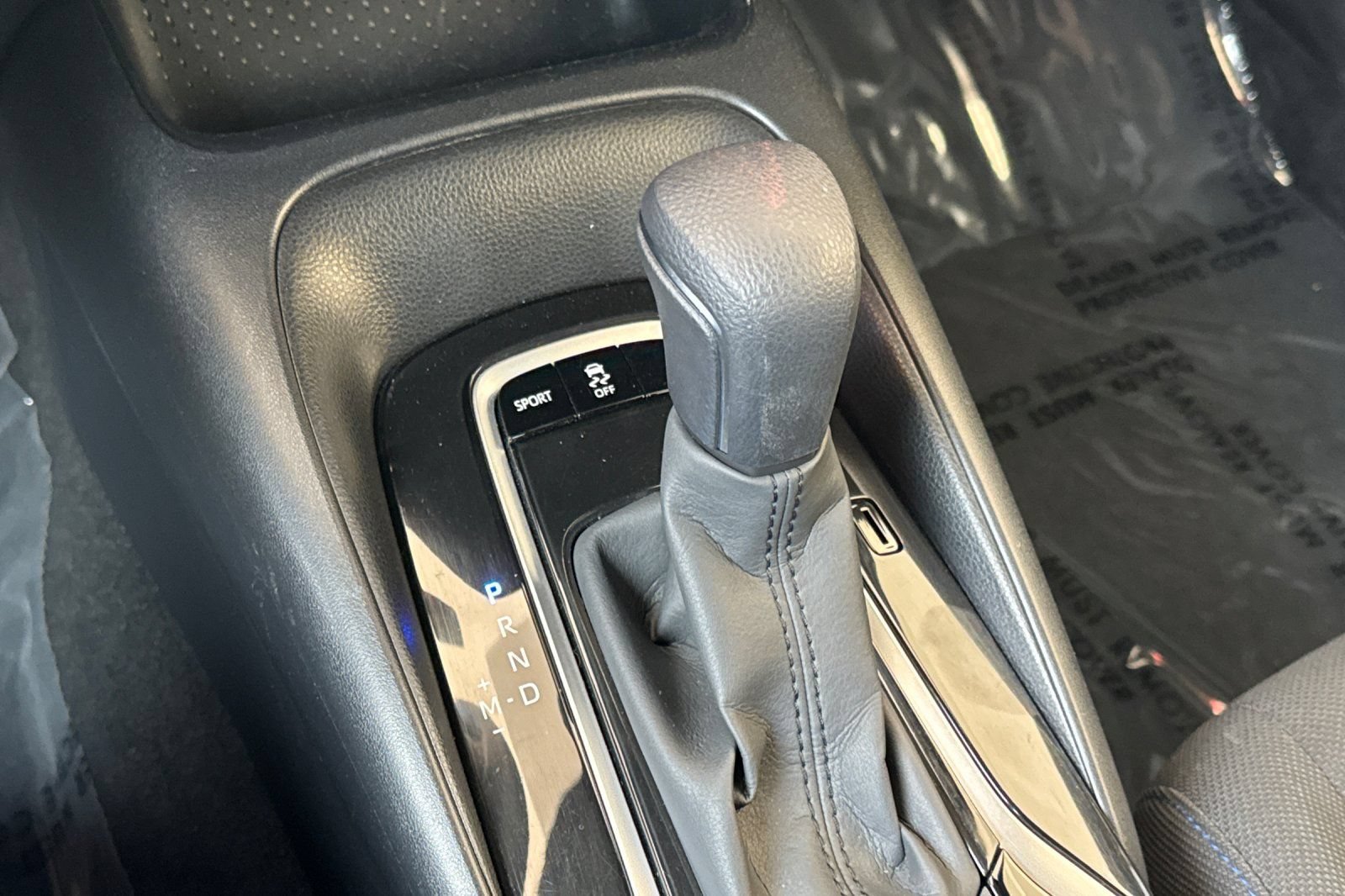Certified 2022 Toyota Corolla SE w/ SE Premium Package FWD image 27