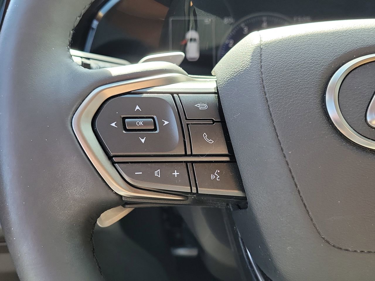 Used 2024 Lexus NX 250 FWD w/ Cold Area Package image 30