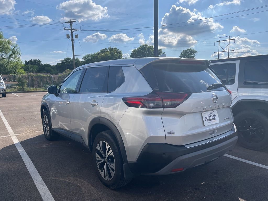 Used 2021 Nissan Rogue SV AWD/4WD image 5