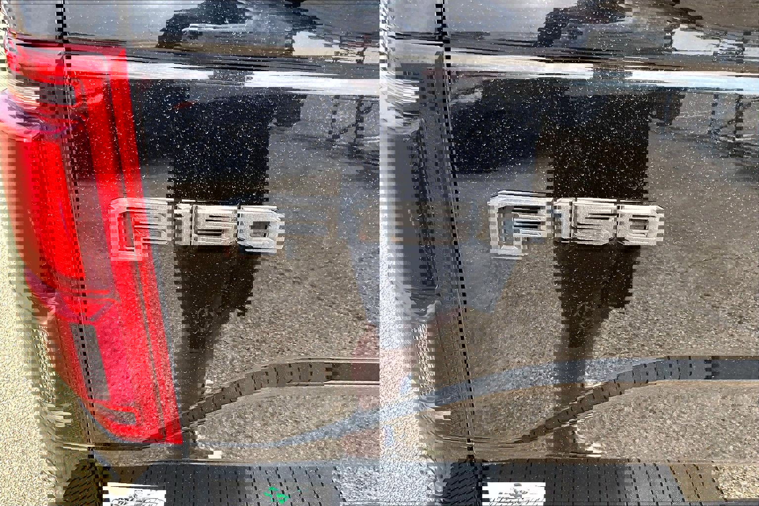 Used 2017 Ford F150 Raptor w/ Equipment Group 802A Luxury image 32