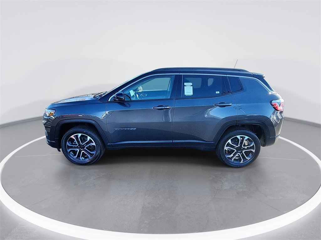 Used 2022 Jeep Compass Limited image 5