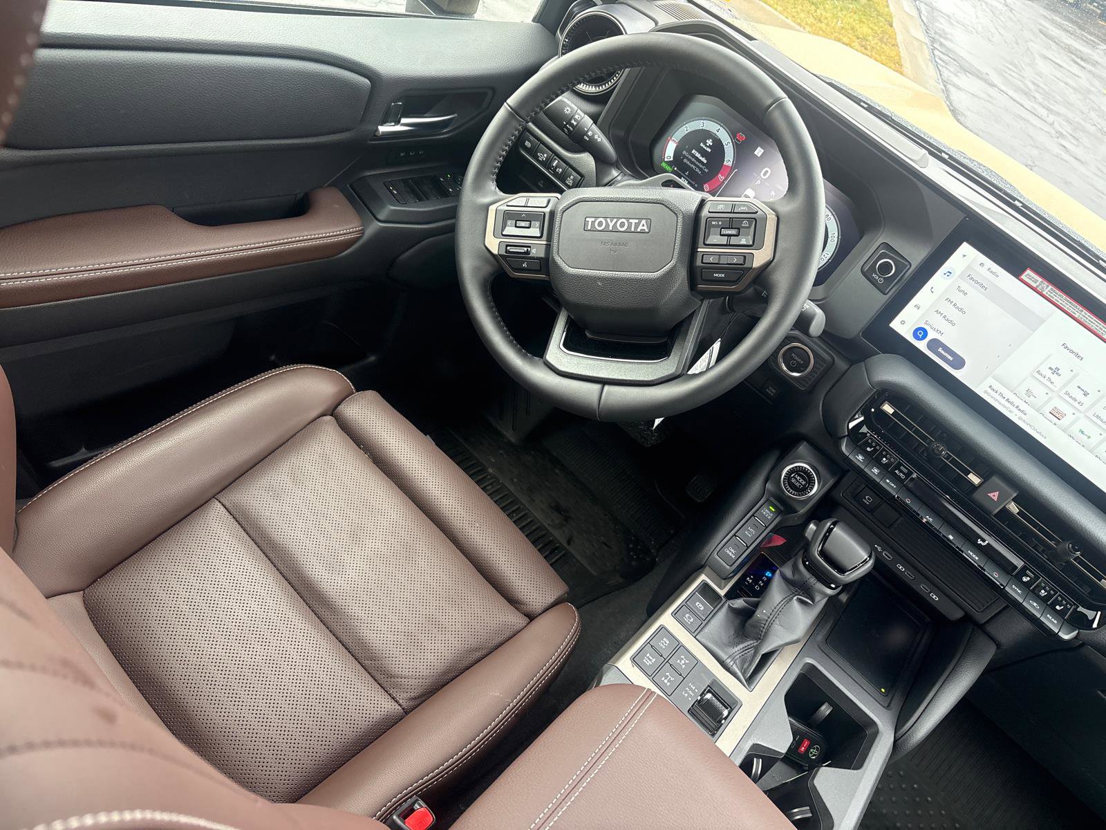 Used 2025 Toyota Land Cruiser image 14