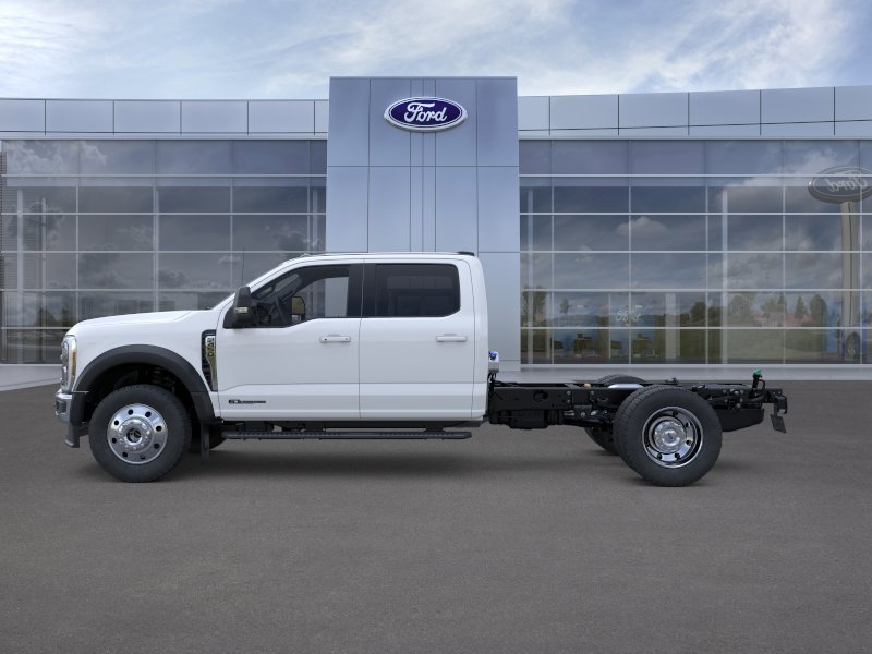 New 2026 Ford F450 Lariat image 3