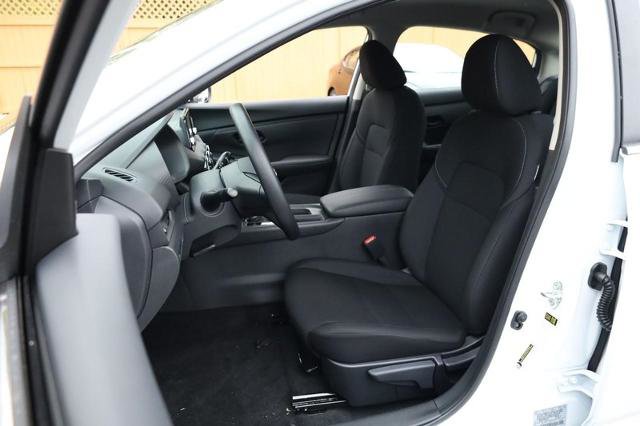 New 2025 Nissan Sentra S image 8
