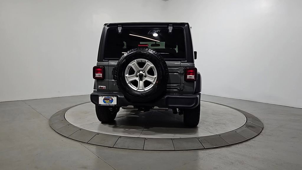 Used 2019 Jeep Wrangler Sport S image 4