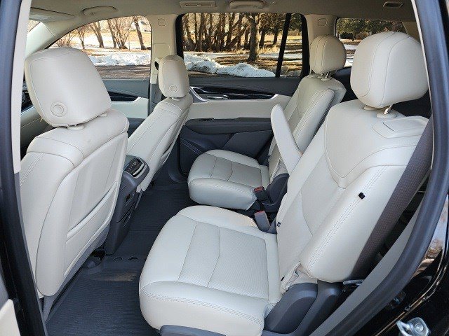 Used 2024 Cadillac XT6 Premium Luxury w/ Technology Package image 18