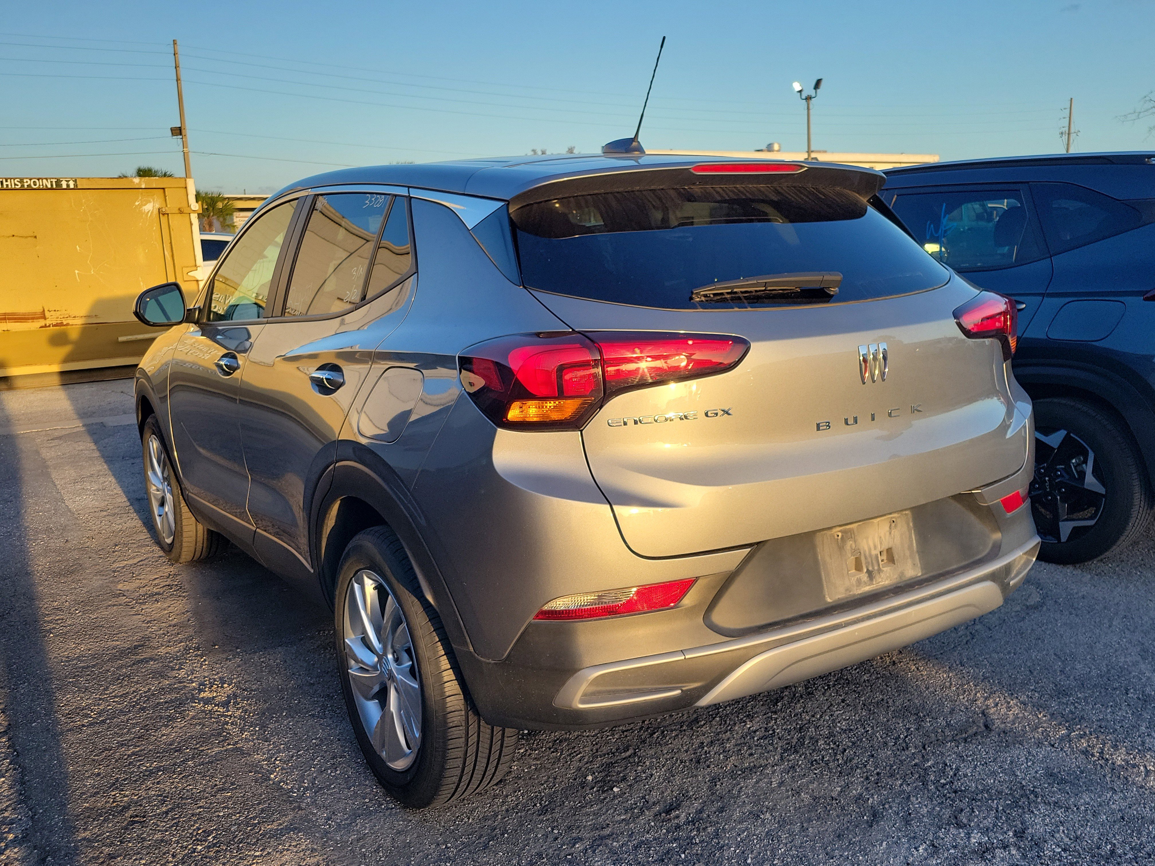 Used 2025 Buick Encore GX Preferred image 7