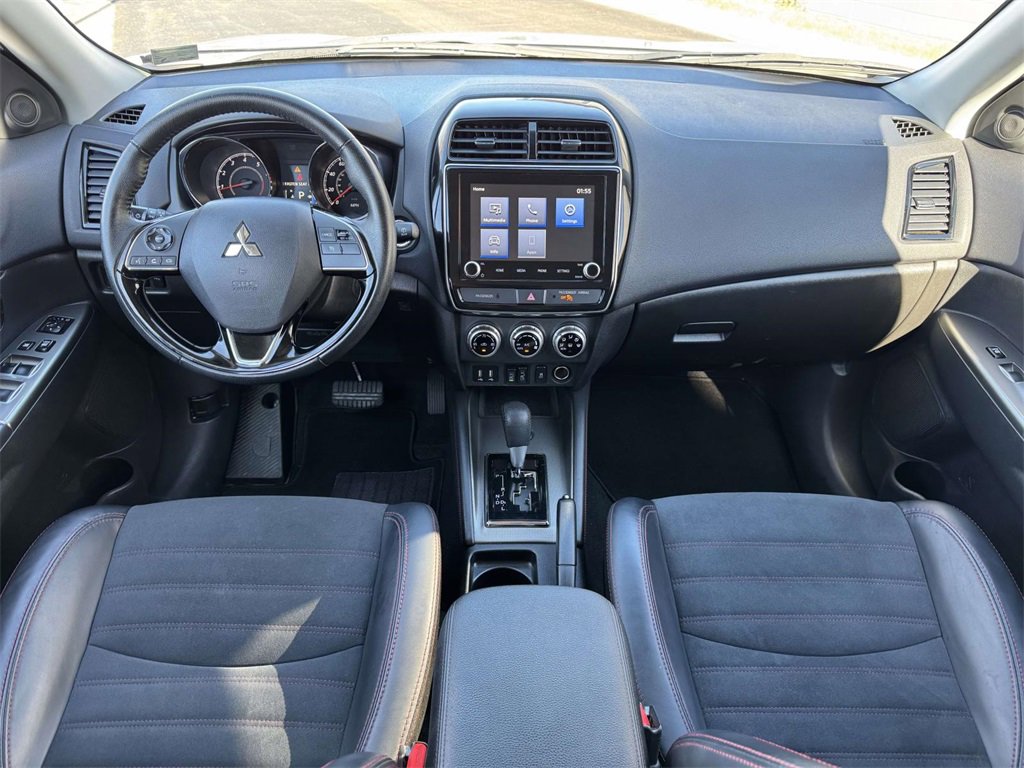 Used 2024 Mitsubishi Outlander Sport ES image 2