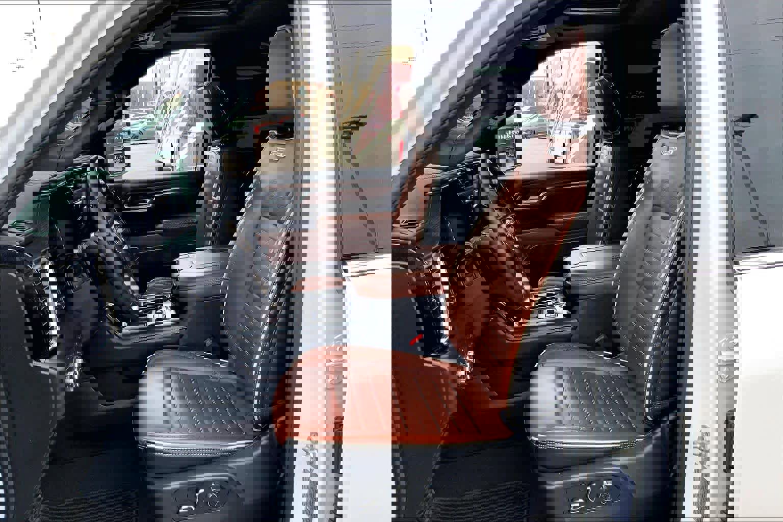 Used 2025 GMC Sierra 2500 Denali Ultimate image 8