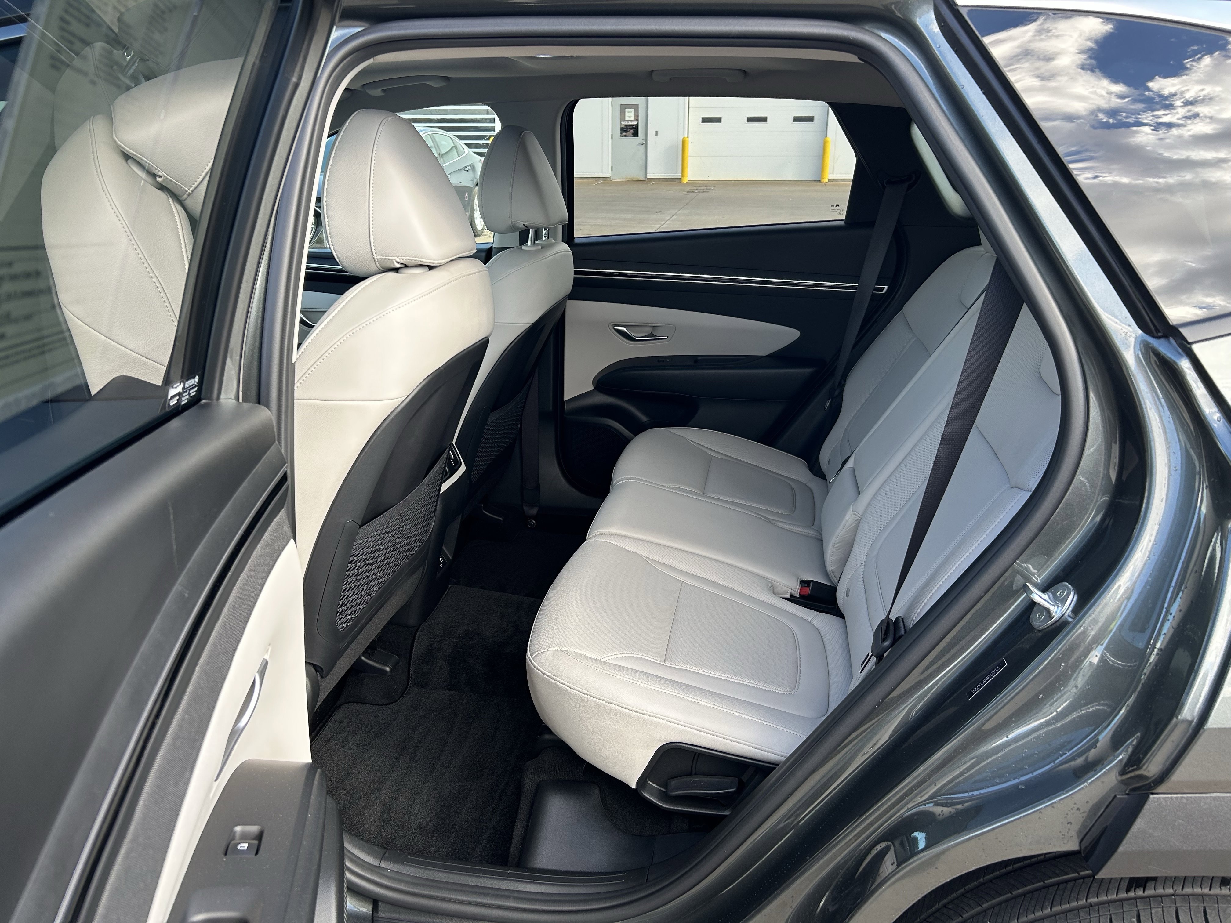 Used 2023 Hyundai Tucson SEL w/ Convenience Package image 17