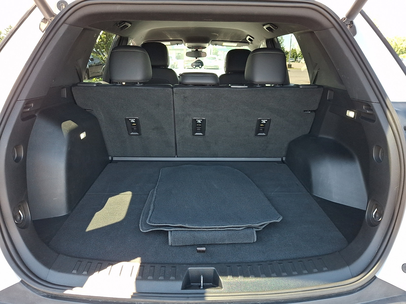 Certified 2026 Chevrolet Equinox LT w/ Convenience Package II AWD/4WD image 28