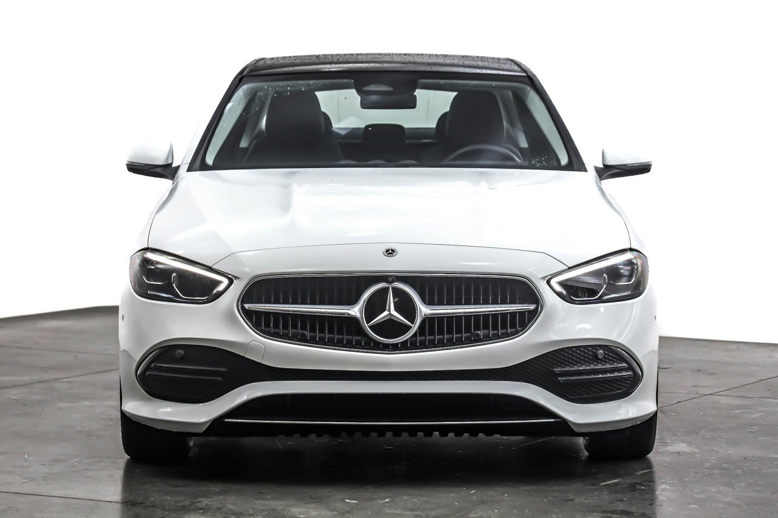 Used 2023 Mercedes-Benz C 300 Sedan image 2